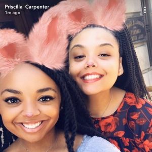 Meet your Posher, Danielle